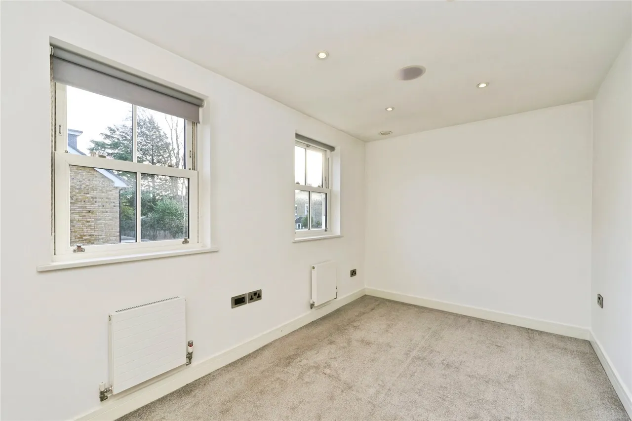 Pulsford Close, Twickenham, TW1, photo 13