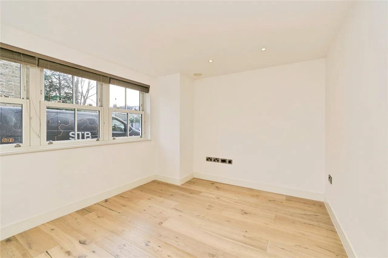 Pulsford Close, Twickenham, TW1, photo 2