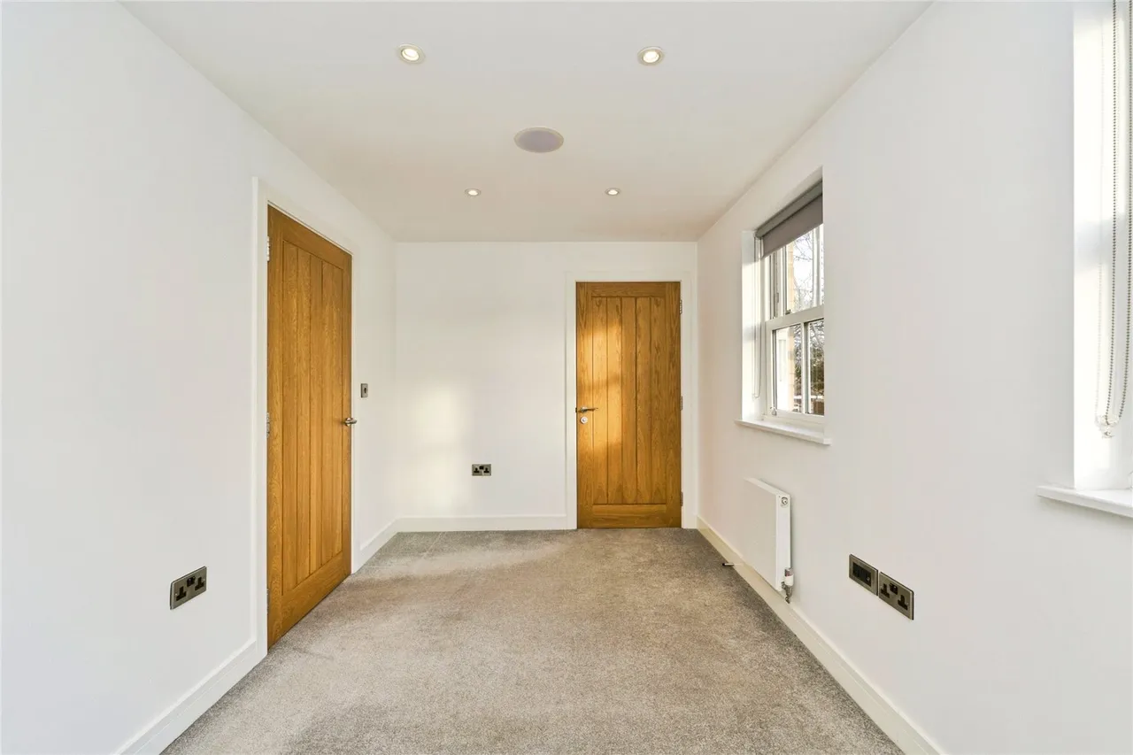 Pulsford Close, Twickenham, TW1, photo 15