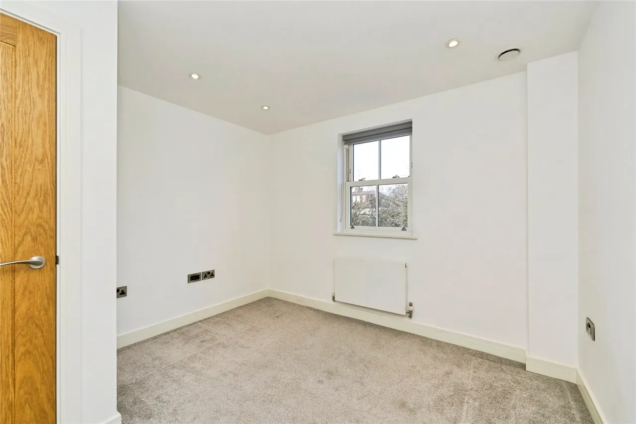 Pulsford Close, Twickenham, TW1, photo 10
