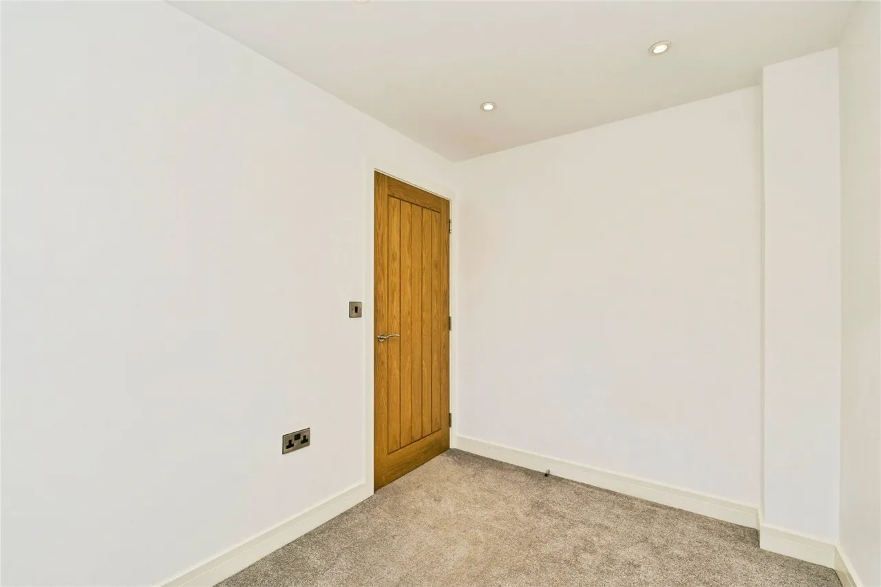 Pulsford Close, Twickenham, TW1, photo 12