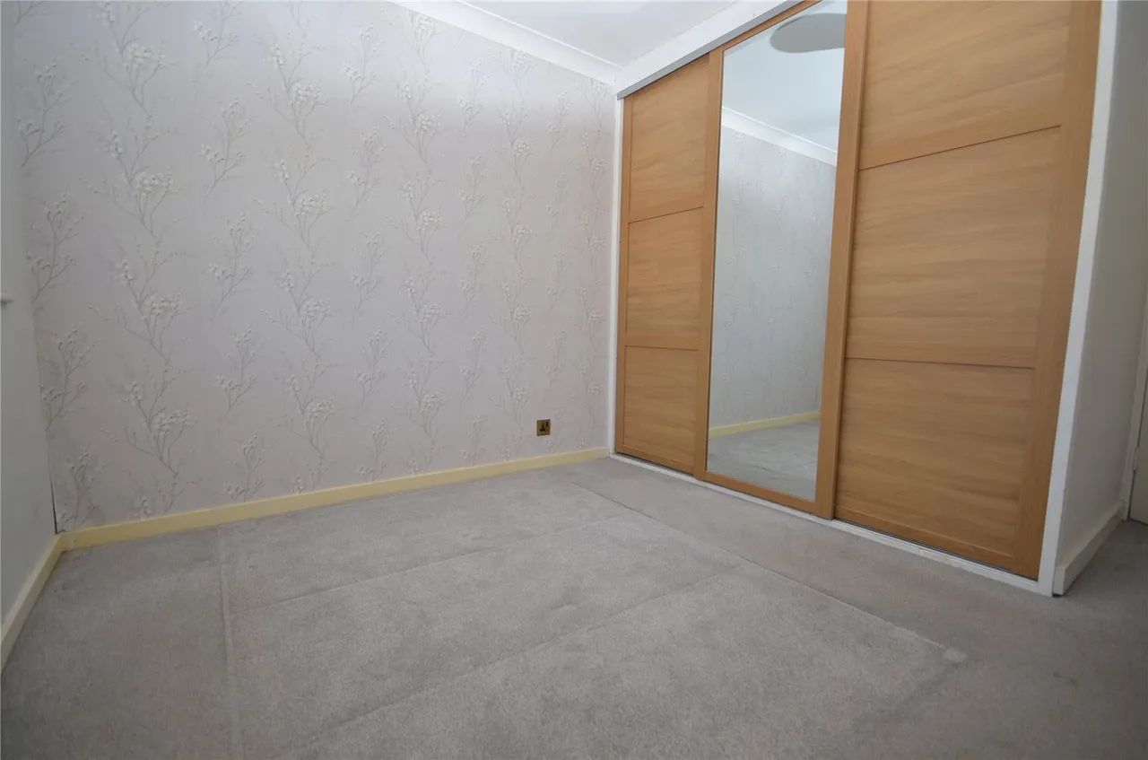 Nelson Road, Rainham, RM13, photo 6