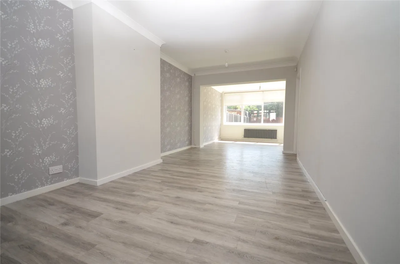 Nelson Road, Rainham, RM13, photo 3