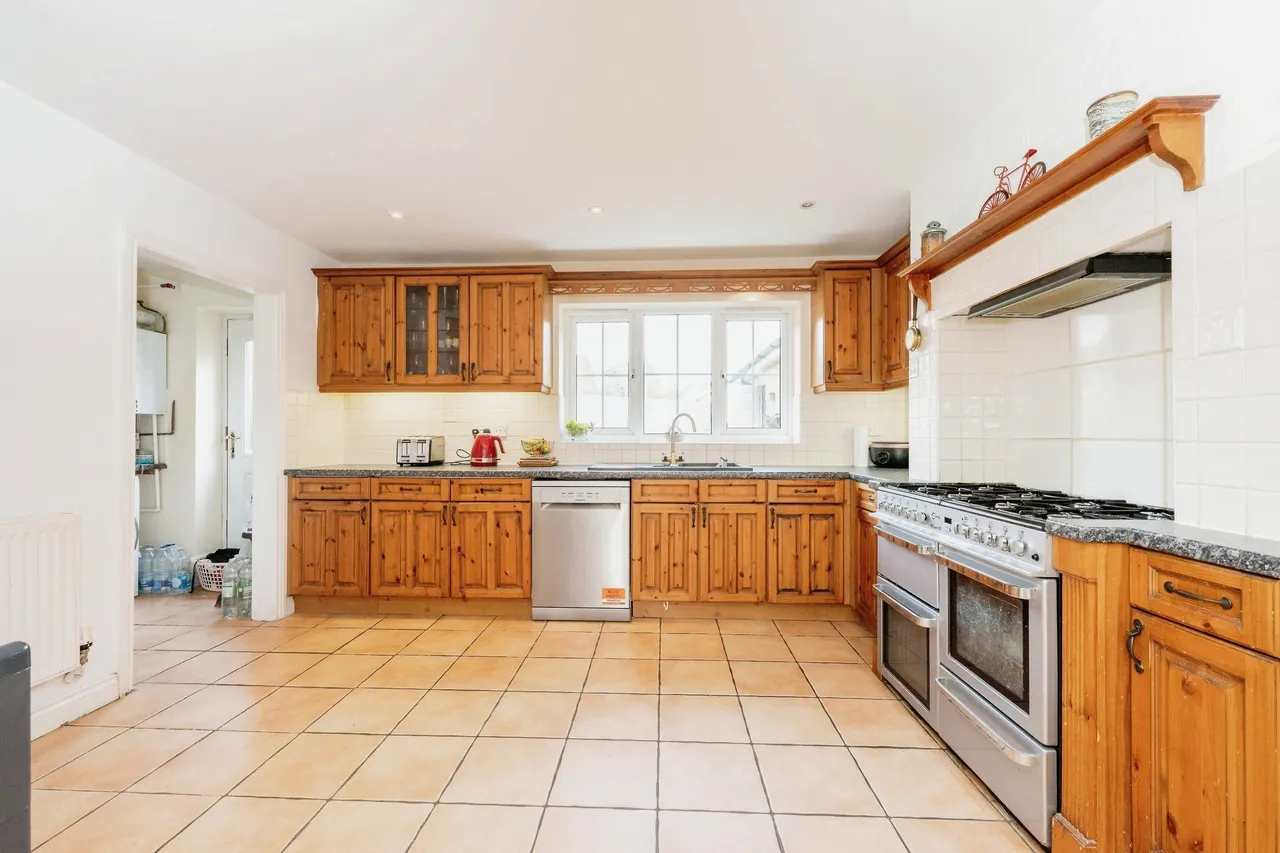 The Glebe, Clapham, Bedford, Bedfordshire, MK41, photo 19