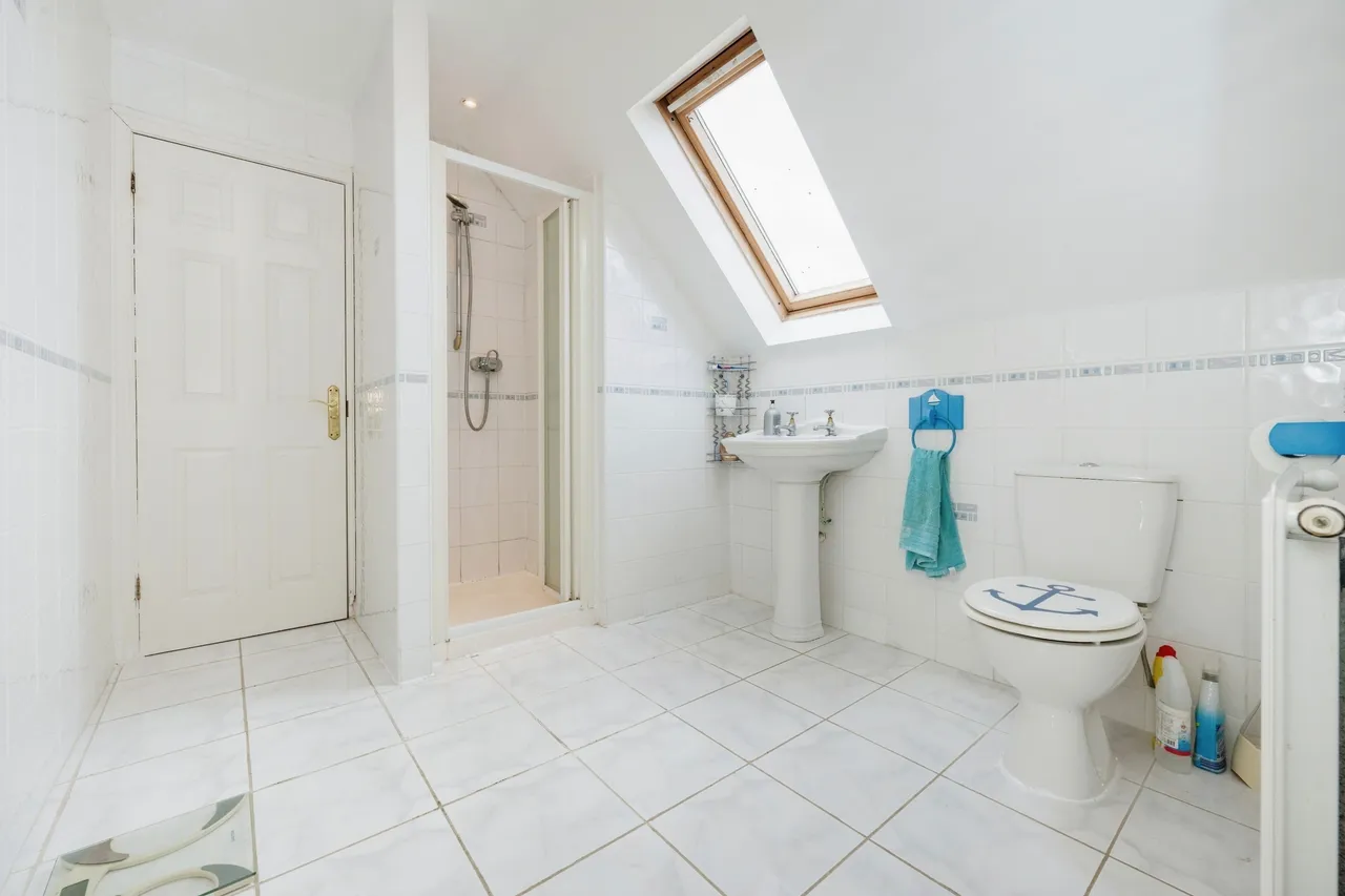 The Glebe, Clapham, Bedford, Bedfordshire, MK41, photo 13