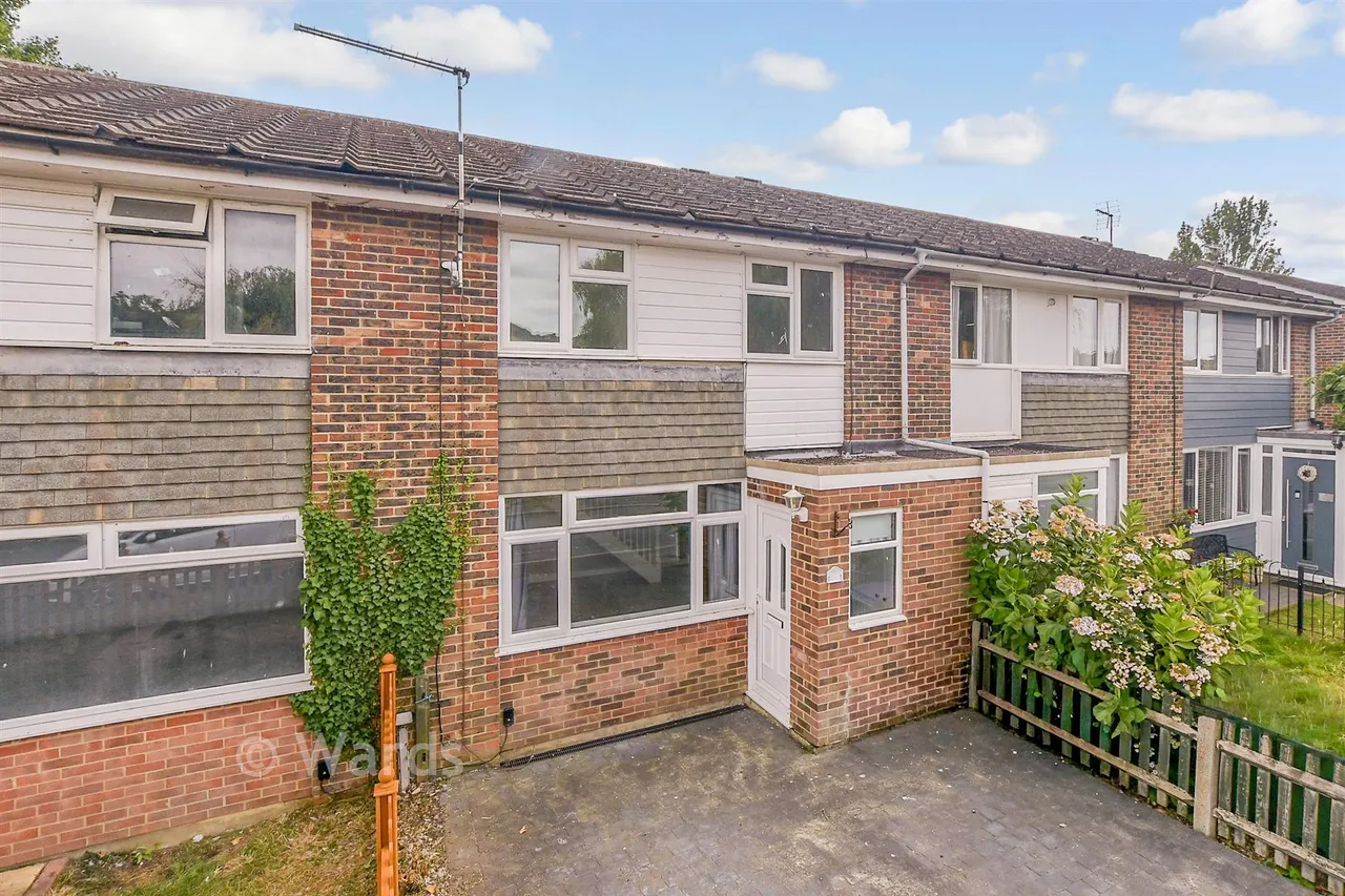 3 bed house for sale, Herons Way, Hythe, CT21