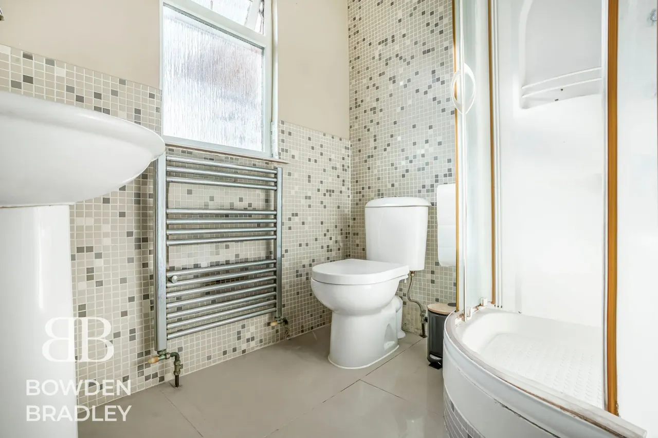 Edith Road, Chadwell Heath, RM6, photo 11