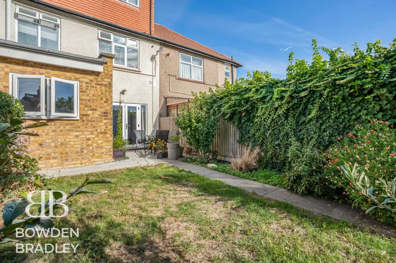 Edith Road, Chadwell Heath, RM6, photo 18