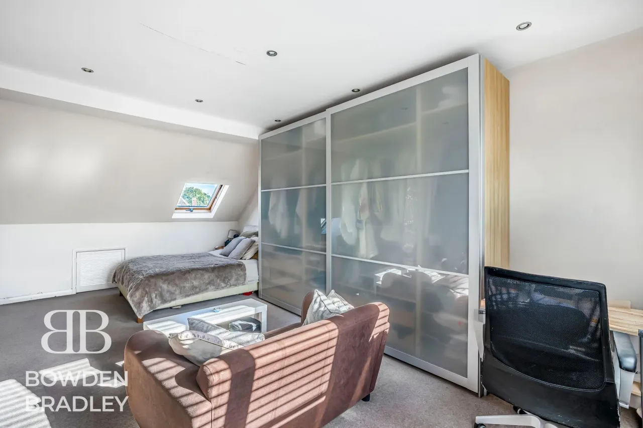 Edith Road, Chadwell Heath, RM6, photo 37
