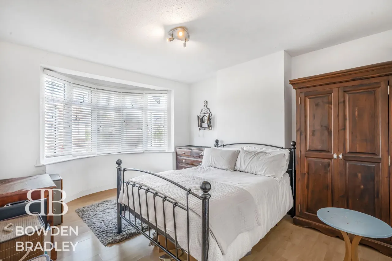 Edith Road, Chadwell Heath, RM6, photo 31