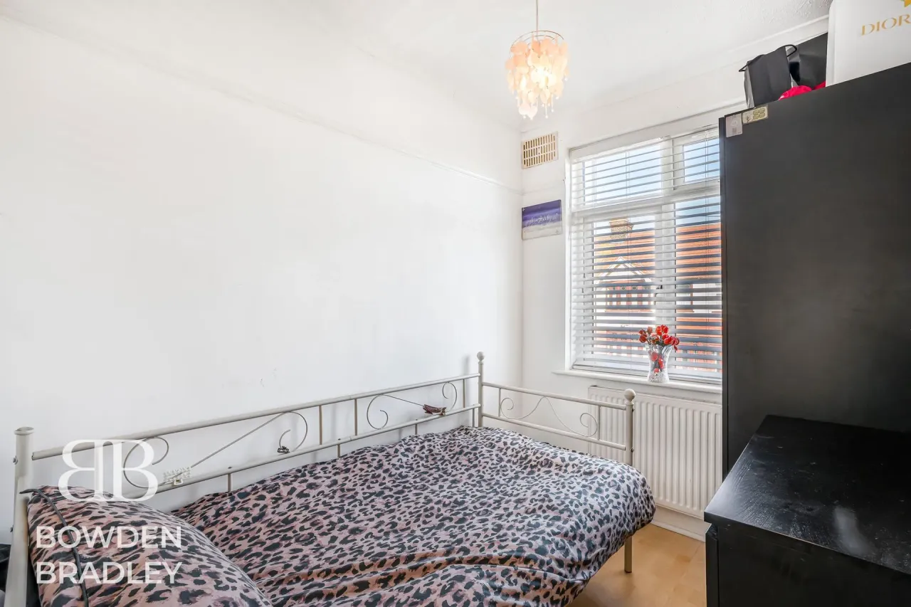 Edith Road, Chadwell Heath, RM6, photo 34