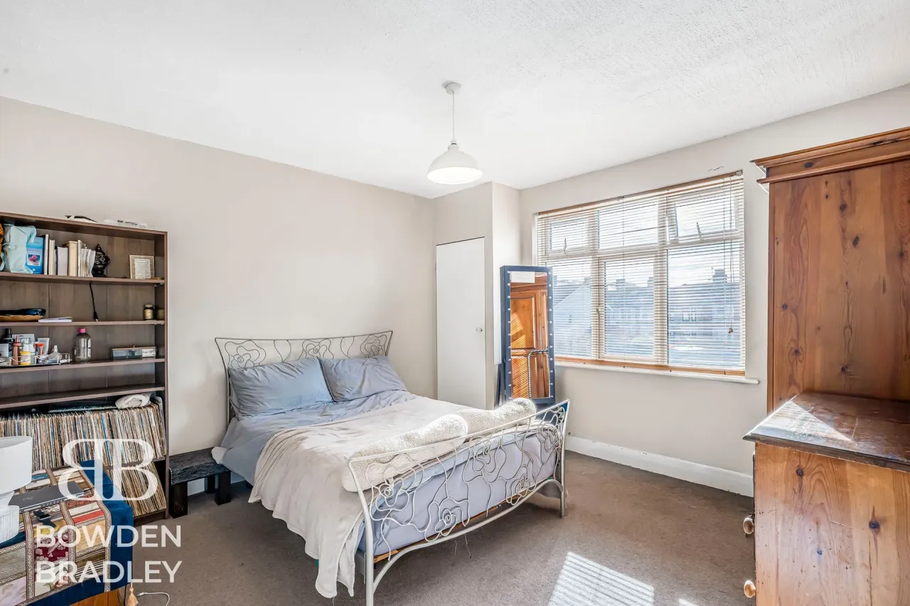 Edith Road, Chadwell Heath, RM6, photo 32