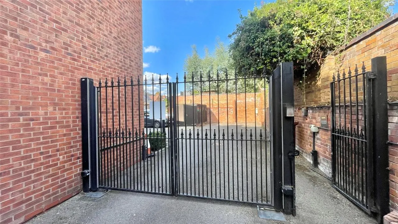 Birmingham Road, Stratford-upon-Avon, CV37, photo 12
