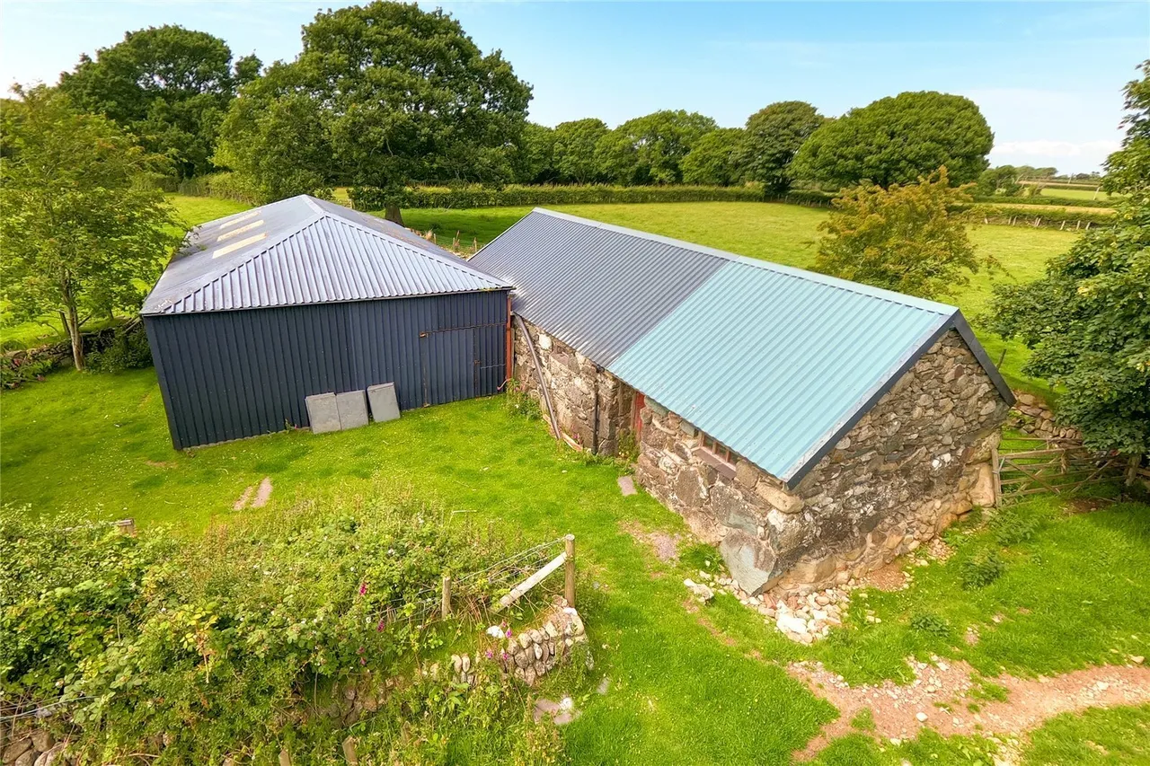 Groeslon, Caernarfon, LL54, photo 29
