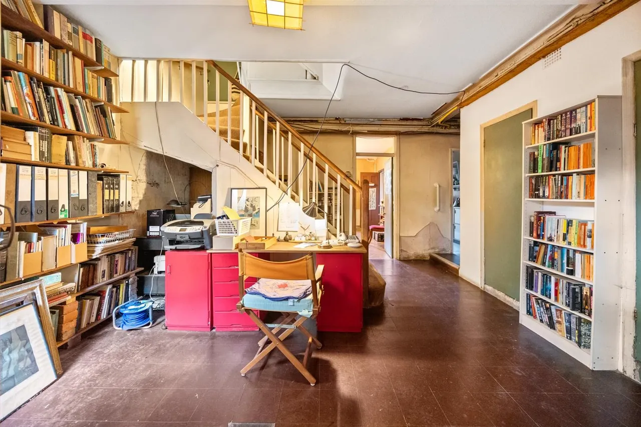 Compayne Gardens South Hampstead, London NW6 3DP, photo 4