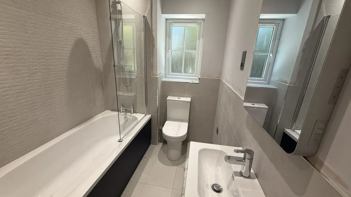 Oak Lodge, Orchard Court, photo 7