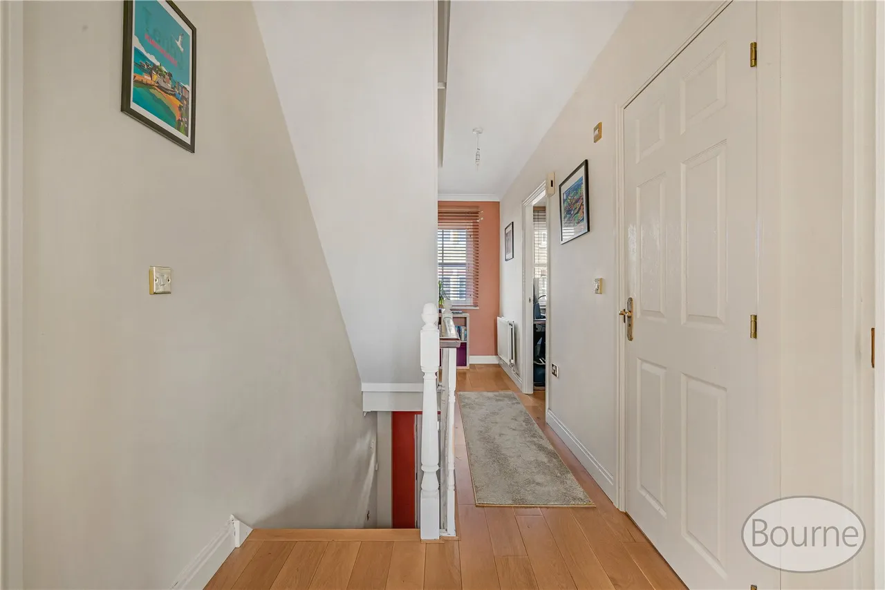 Florence Way, Knaphill, GU21, photo 19