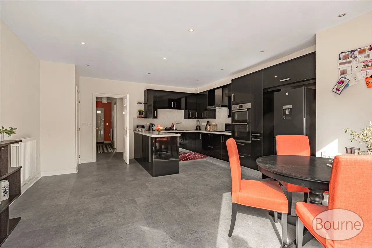 Florence Way, Knaphill, GU21, photo 6