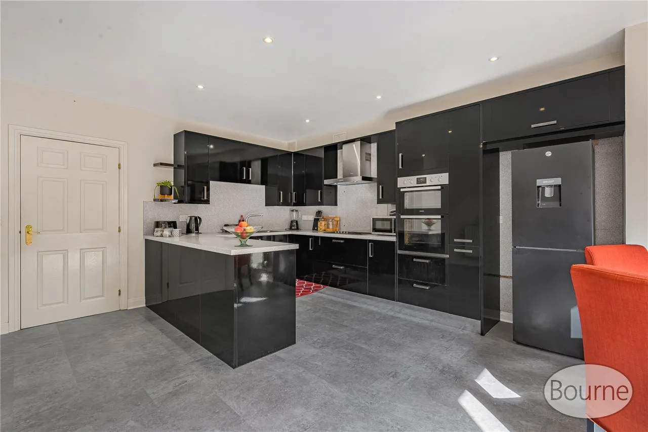 Florence Way, Knaphill, GU21, photo 4