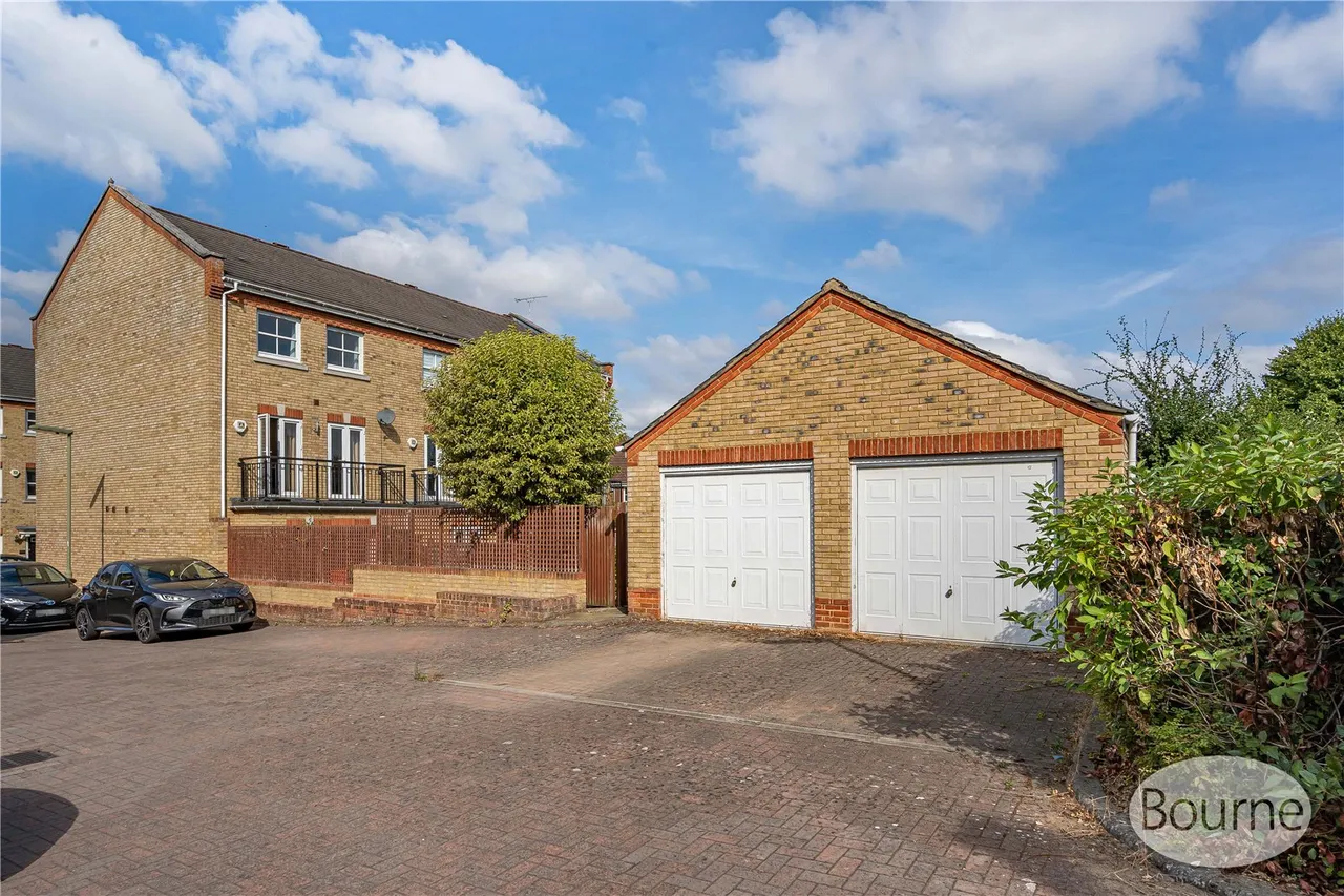 Florence Way, Knaphill, GU21, photo 24