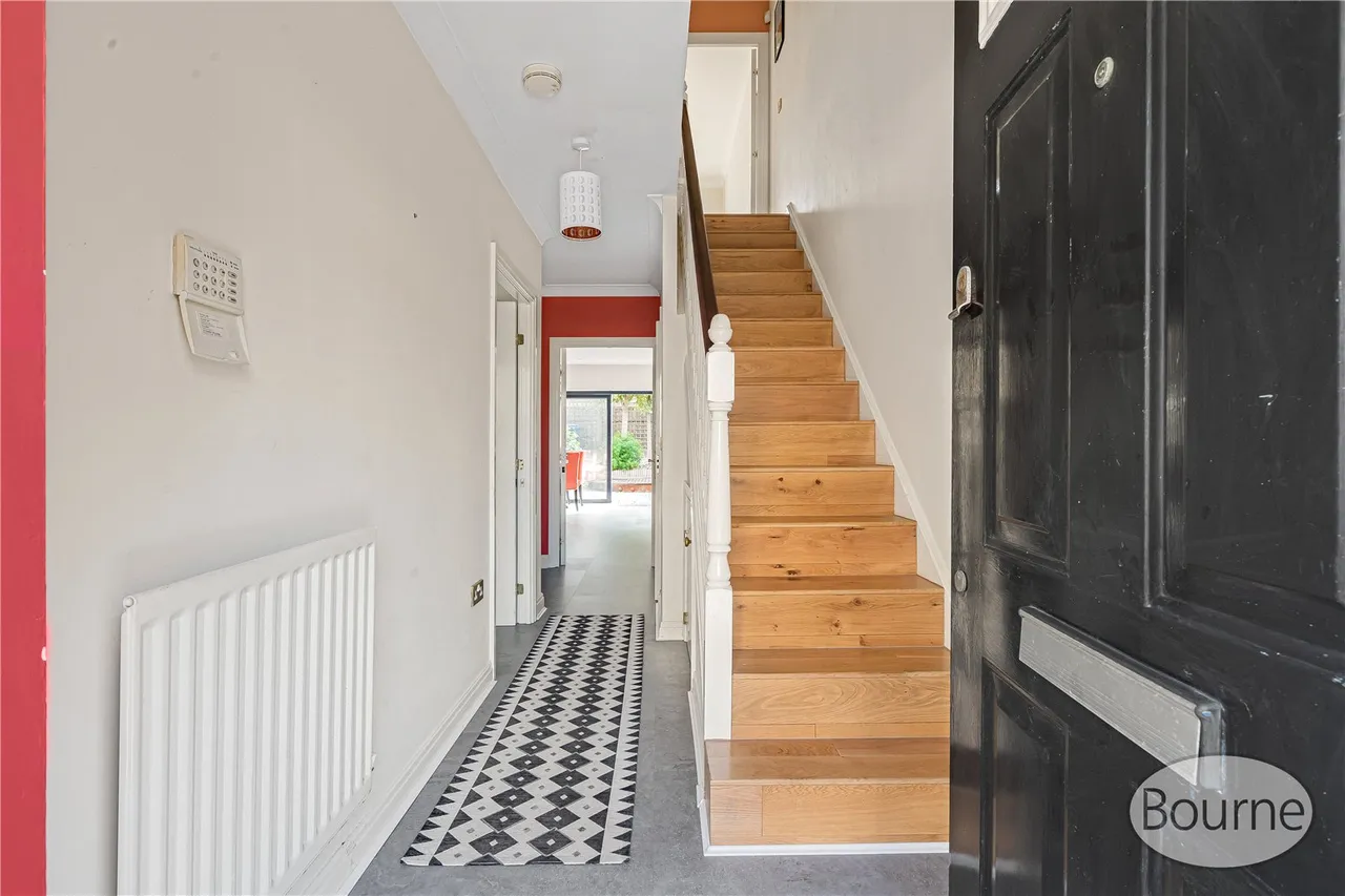 Florence Way, Knaphill, GU21, photo 22