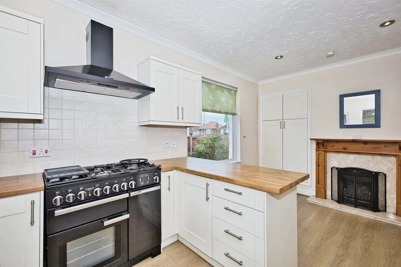 Ilchester Road, YEOVIL, photo 2