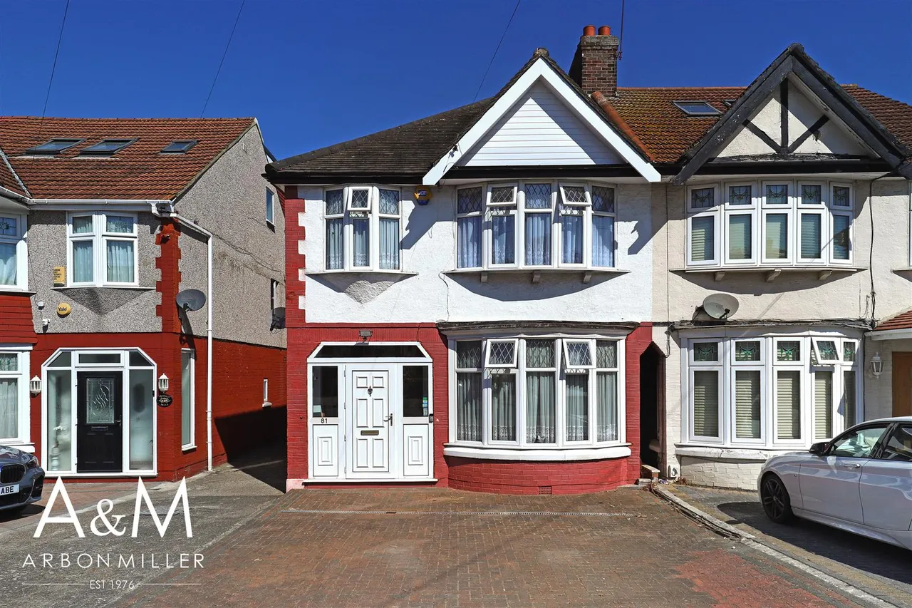 Herent Drive, Clayhall, Essex, Ilford, IG50HF, photo 28