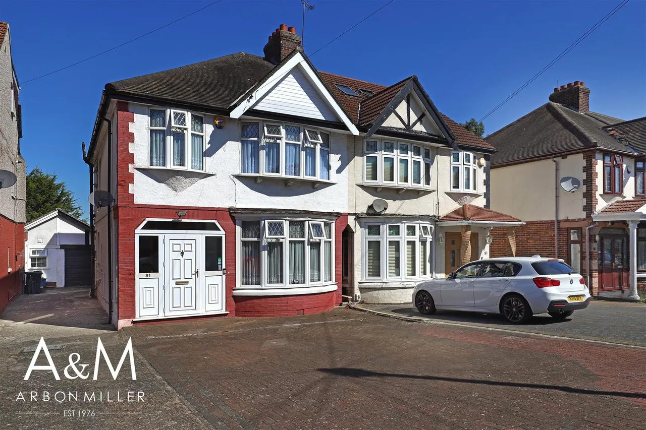 Herent Drive, Clayhall, Essex, Ilford, IG50HF, photo 29