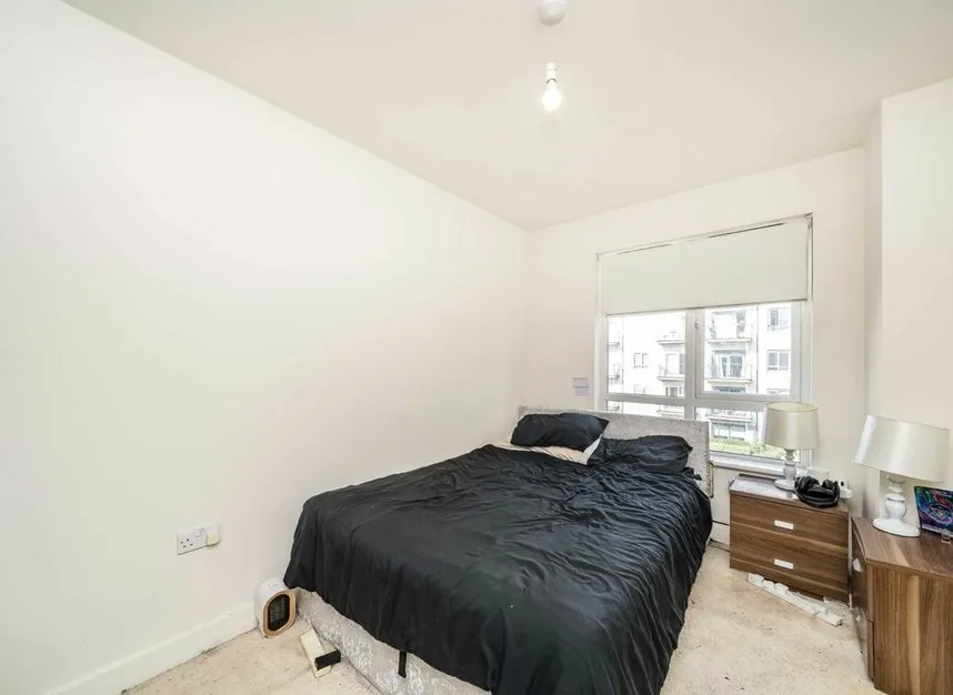 Aerodrome Road, Colindale, NW9, photo 6