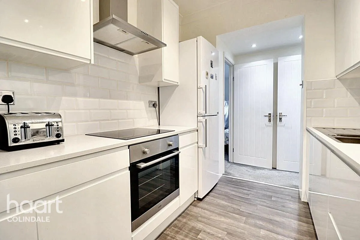 Edgware Way, HA8, photo 15