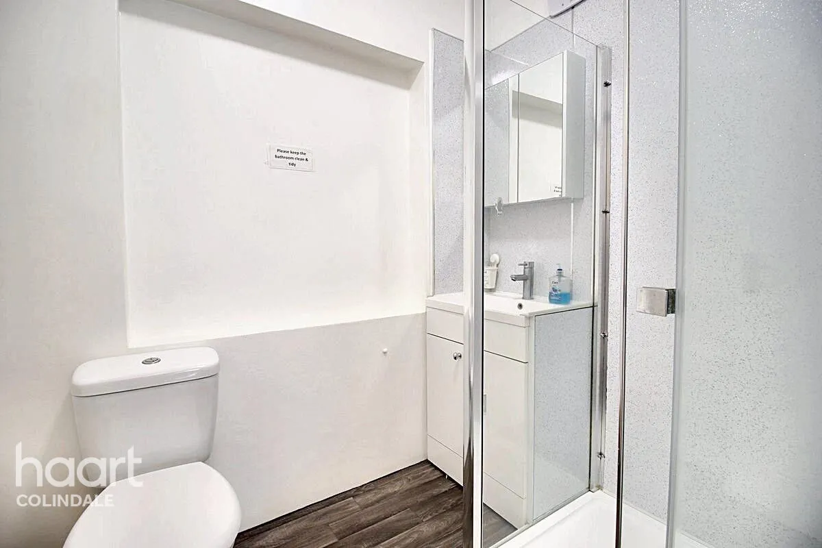 Edgware Way, HA8, photo 6