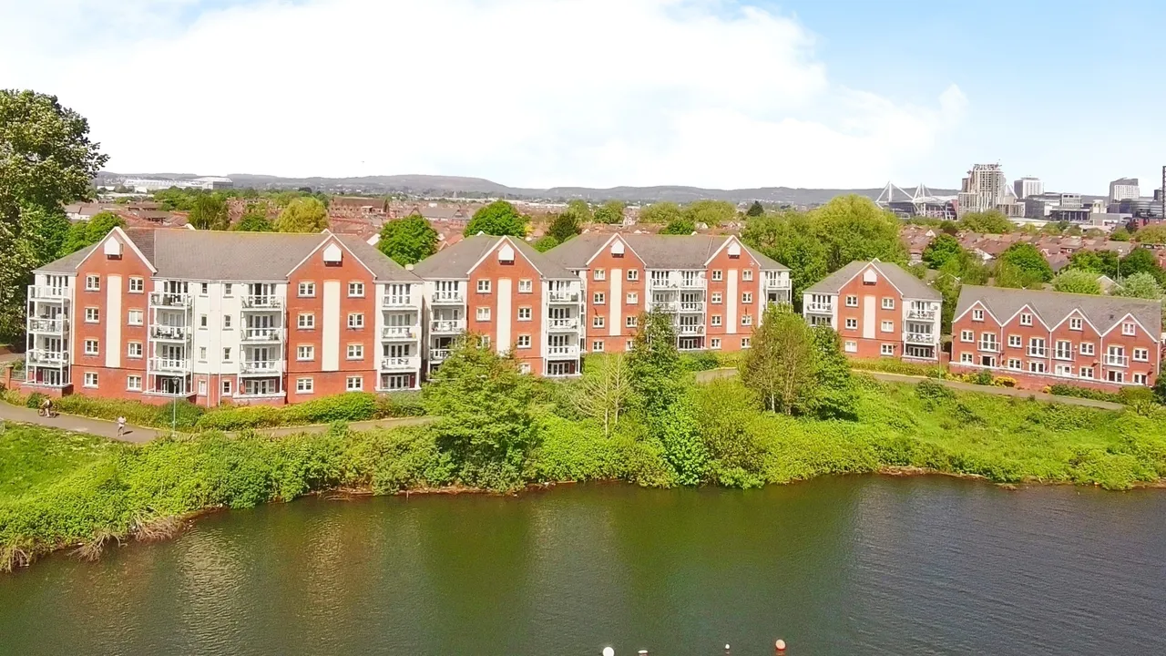 Jim Driscoll Way, Cardiff, CF11, photo 15