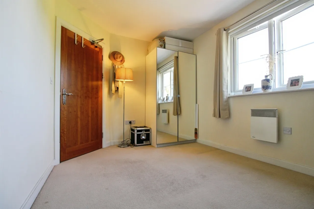 Jim Driscoll Way, Cardiff, CF11, photo 12