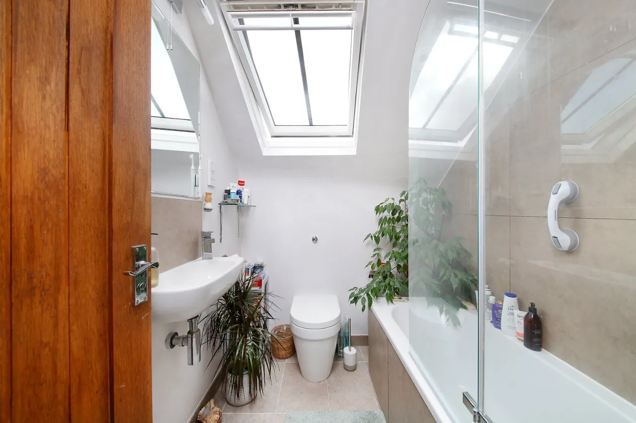 Dinsmore Road, Balham, SW12, photo 11