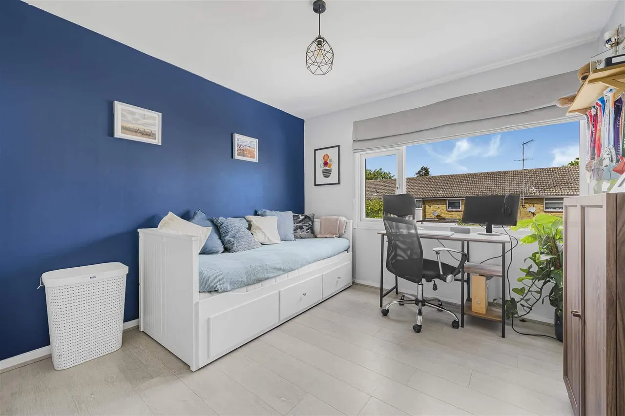 Wood Close, Windsor, Berkshire, SL4 3JZ, photo 8