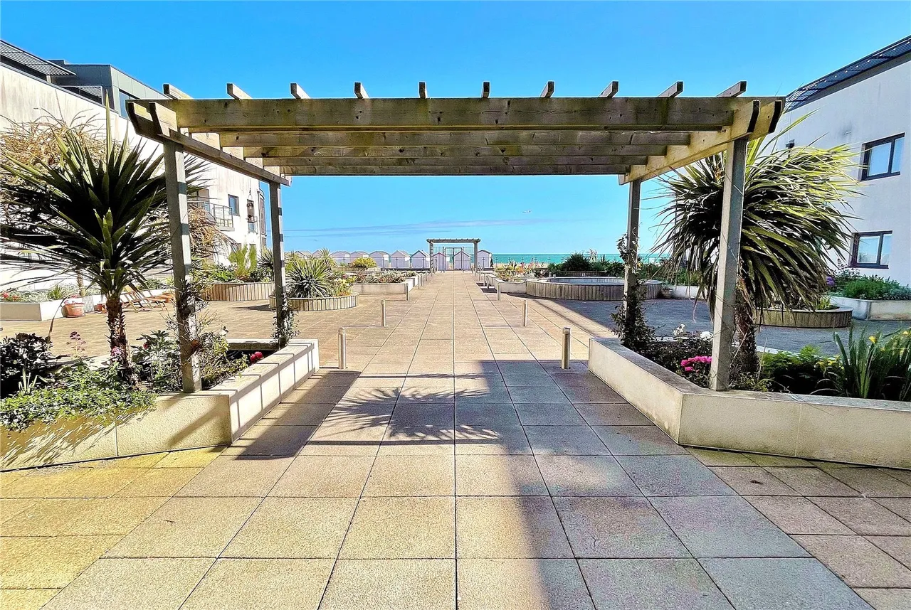The Waterfront, Goring-by-Sea, BN12, photo 14