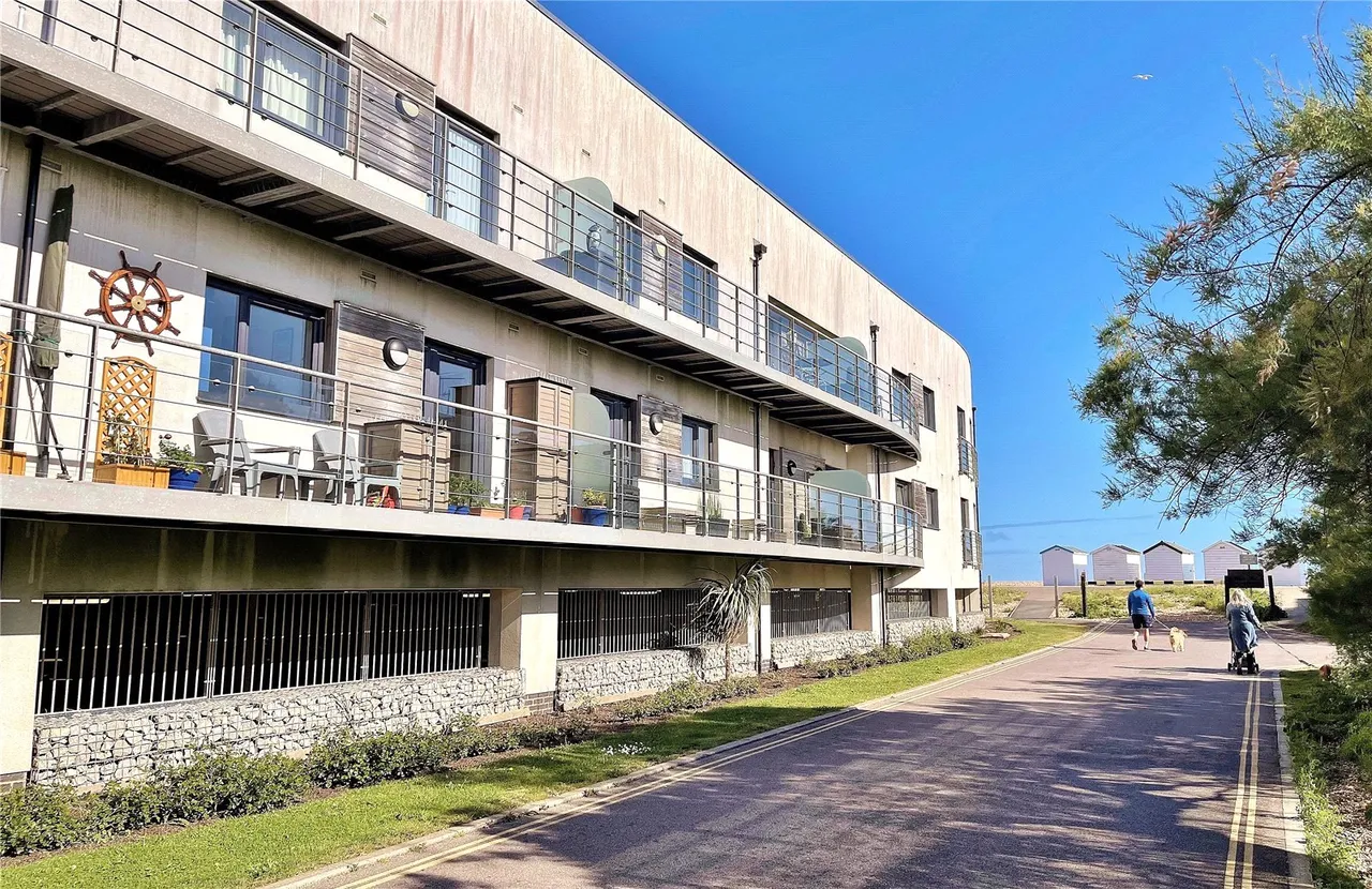 The Waterfront, Goring-by-Sea, BN12, photo 17