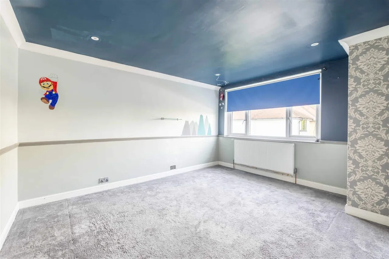 St. Johns Road, Windsor, SL4 3QN, photo 15