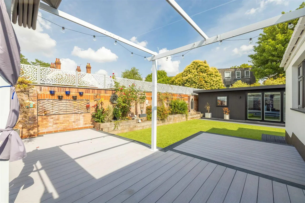St. Johns Road, Windsor, SL4 3QN, photo 20