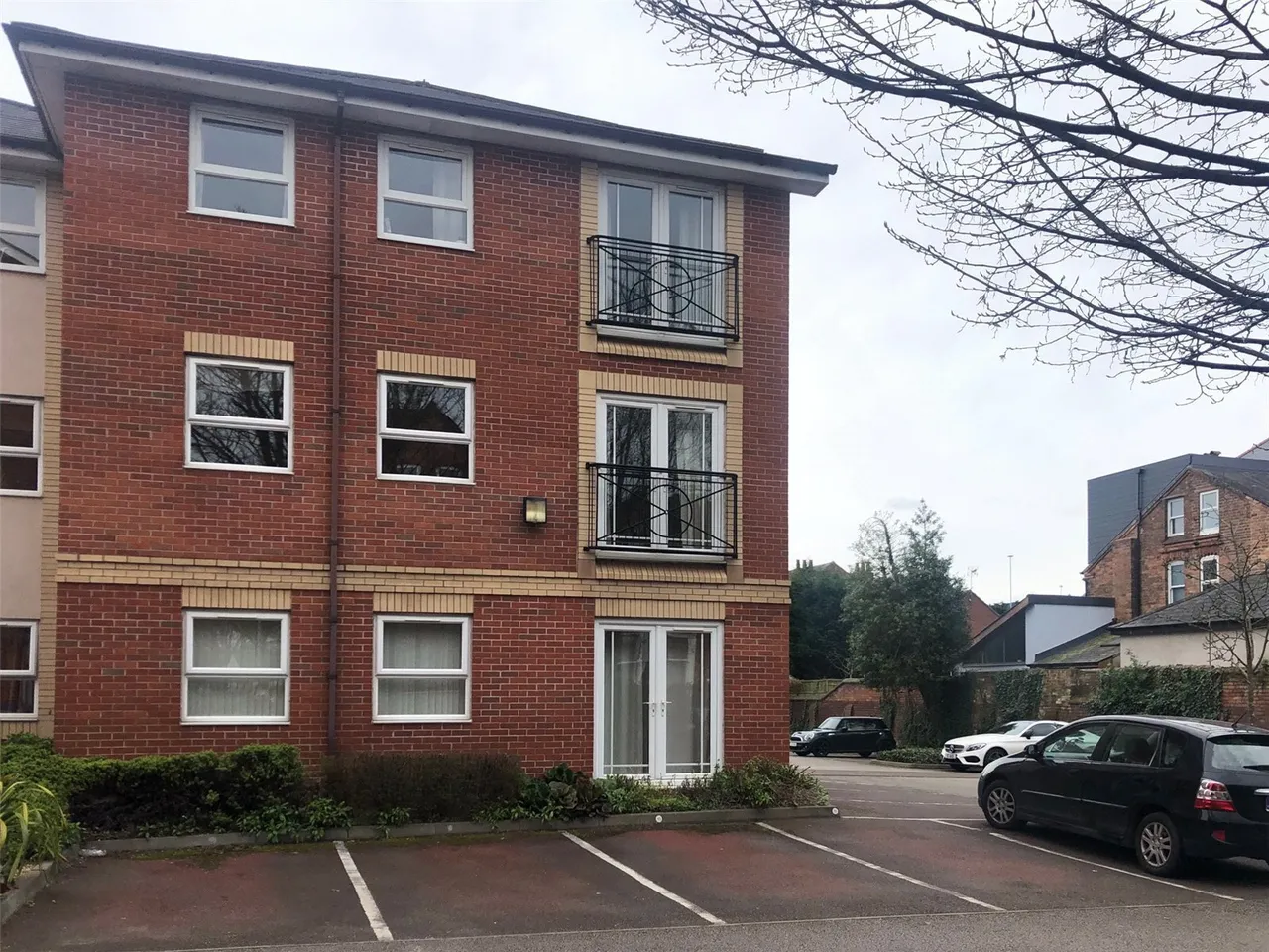 2 bed flat for sale, Loughborough Road, West Bridgford, NG2