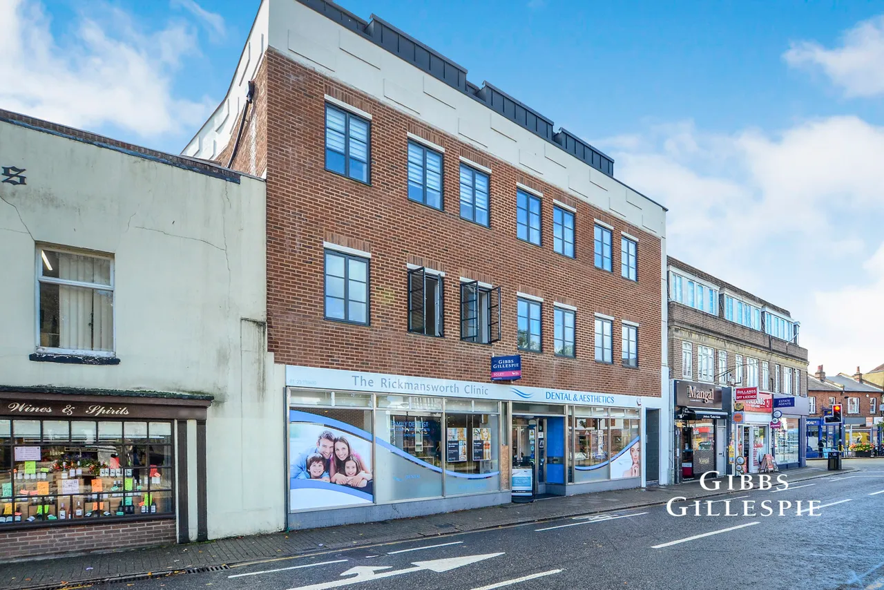 1 bed flat to rent, High Street, Rickmansworth Fees Apply, WD3