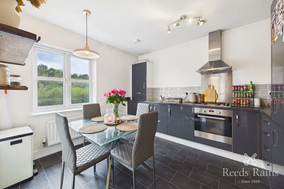 Scampston Drive, East Ardsley, West Yorkshire, WF3, photo 4