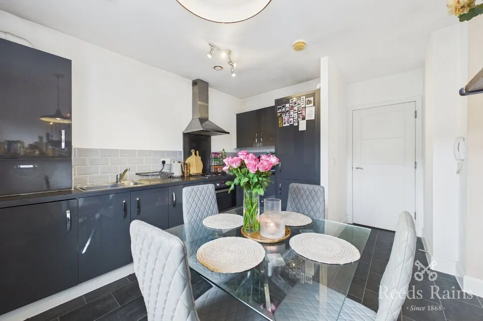 Scampston Drive, East Ardsley, West Yorkshire, WF3, photo 3