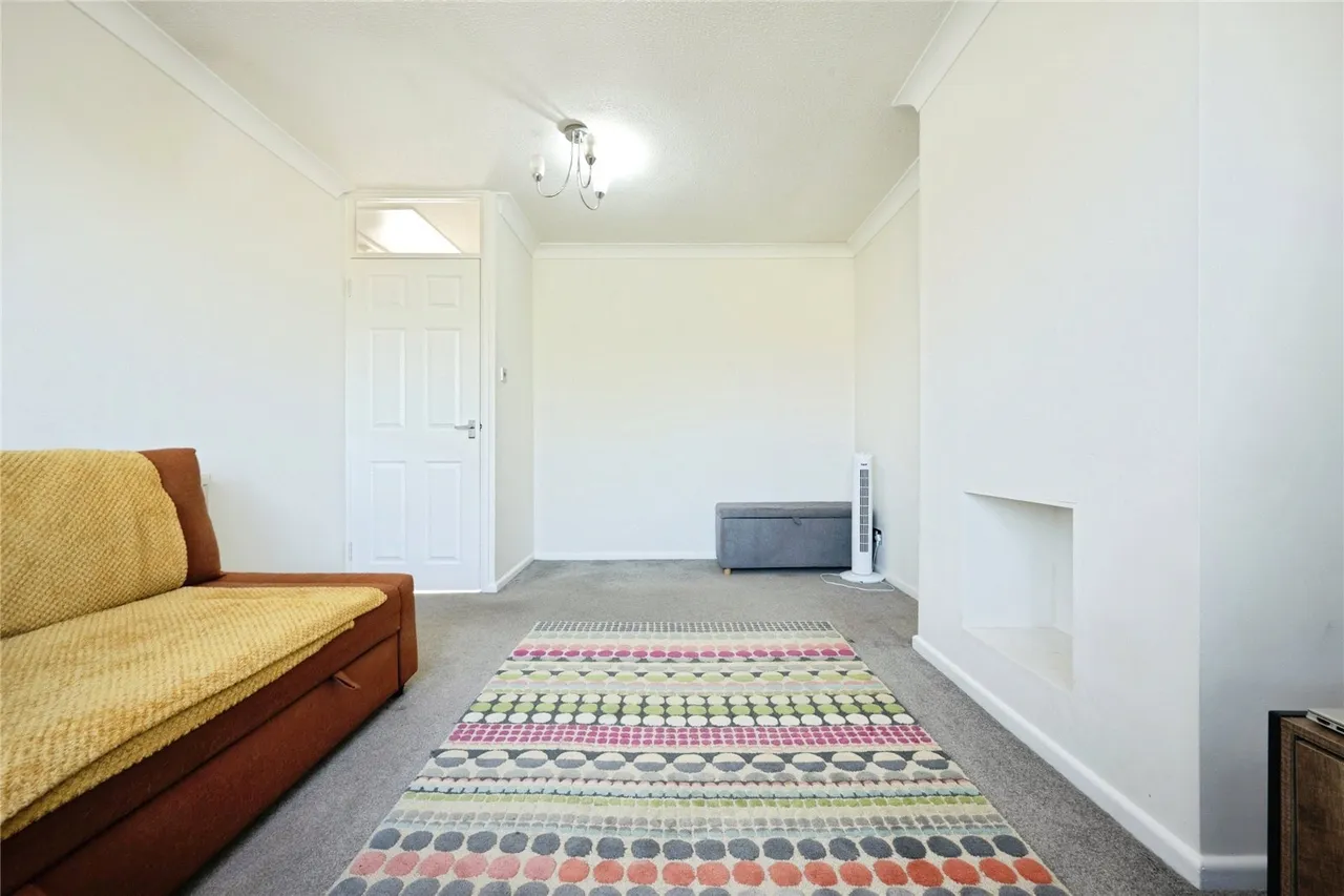 Hornbeam Close, Leighton Buzzard, Bedfordshire, LU7, photo 4
