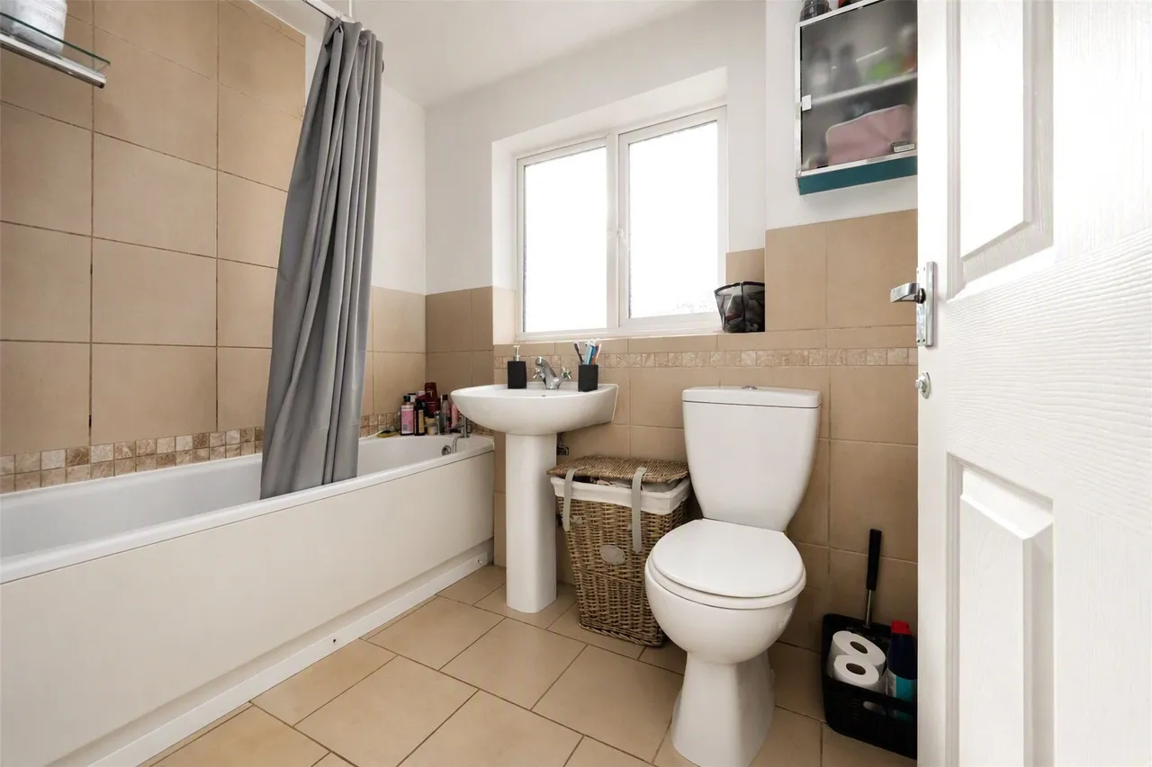 Hornbeam Close, Leighton Buzzard, Bedfordshire, LU7, photo 9