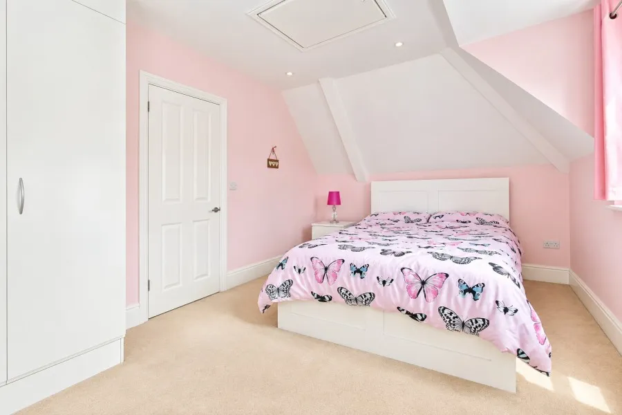 Well Lane, Woking, GU21, photo 8