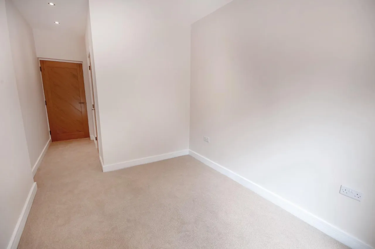 Ringley Road, Stoneclough, Radcliffe, Manchester, M26 1FW, photo 8