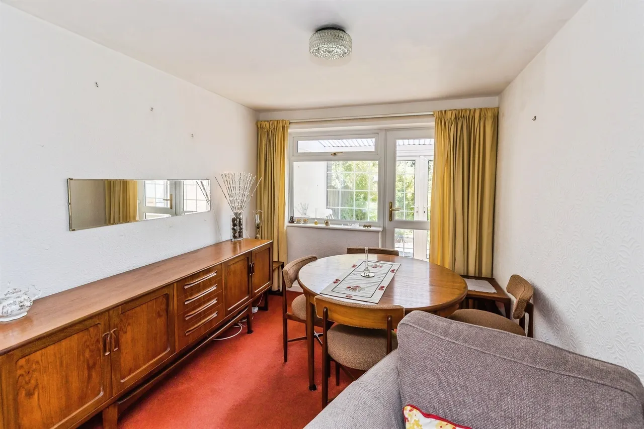 Kelsall Close, Oxton, Prenton, photo 5