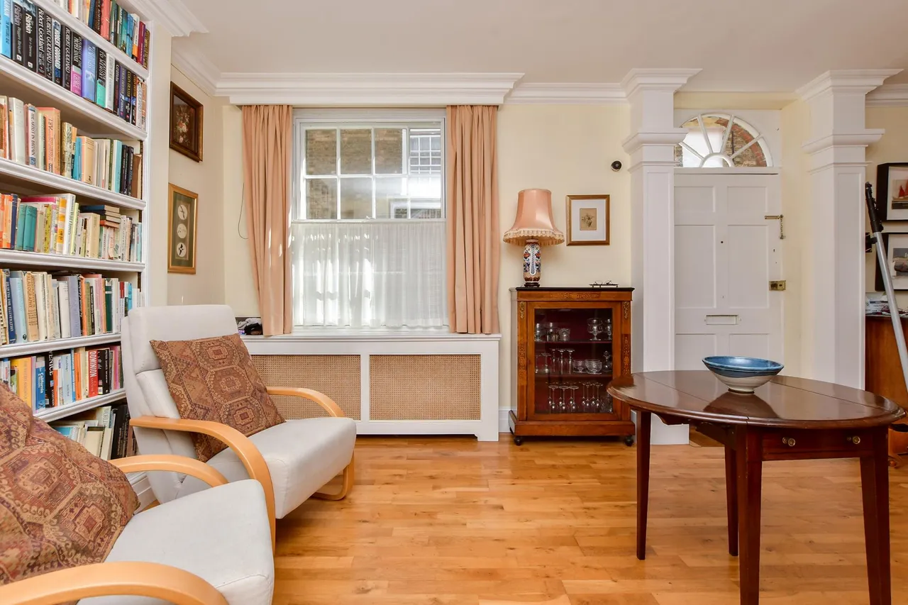 Blackfriars Street, Canterbury, CT1, photo 8