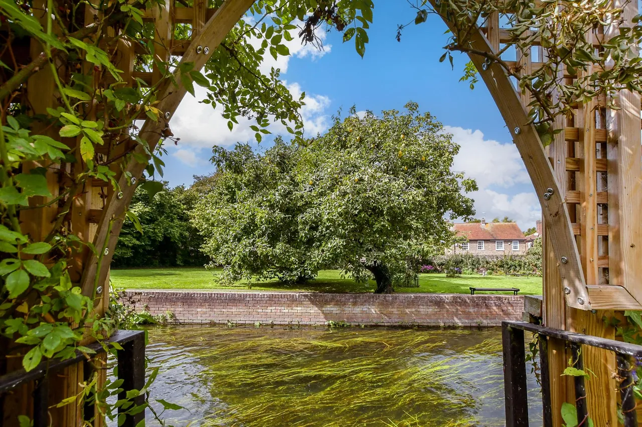 Blackfriars Street, Canterbury, CT1, photo 15